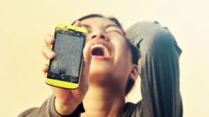 Nove motivi per cui la dipendenza da telefono cellulare