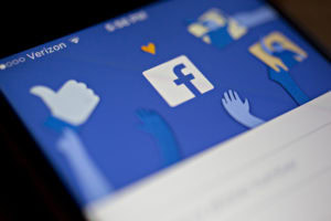 Facebook "non mi piace" in fase di test