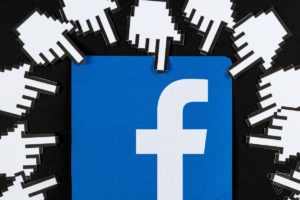 Facebook in tribunale