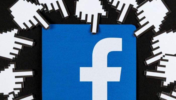 Facebook in tribunale