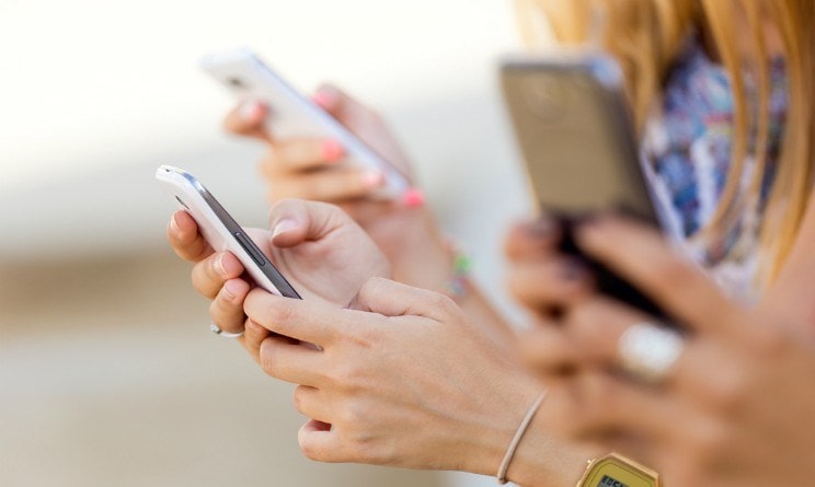 Vodafone, PosteMobile e 3 Italia: ecco le offerte disponibili questo mese