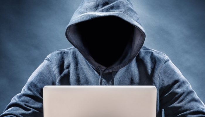 Attenzione ai finti operatori