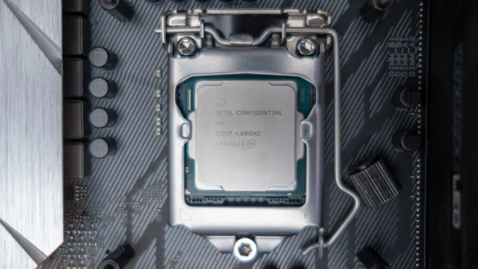 Intel Core i7-9700K ha superato i 5,5 GHz in overclock su tutti gli otto core