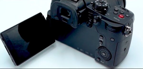 Lumix GH5S