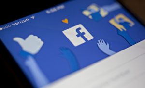 Facebook down