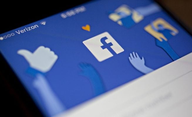 Facebook down