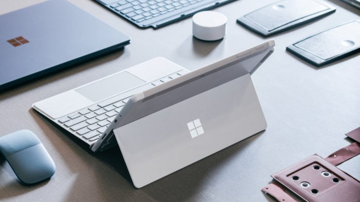 microsoft surfce go italia