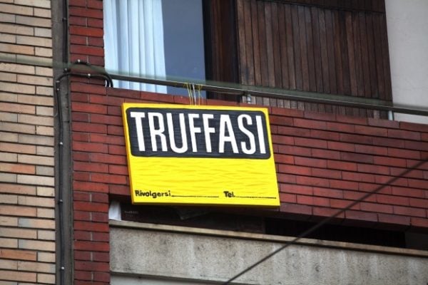 truffa soldi banca
