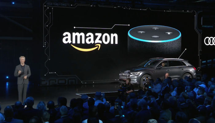 Audi E-tron, il suv riceve il pieno supporto dell'assistente vocale Amazon Alexa