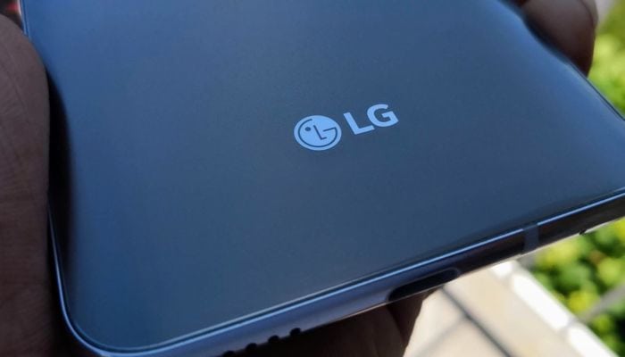 LG: prime immagini del V40 ThinQ, presenti ben 5 fotocamere e NOTCH