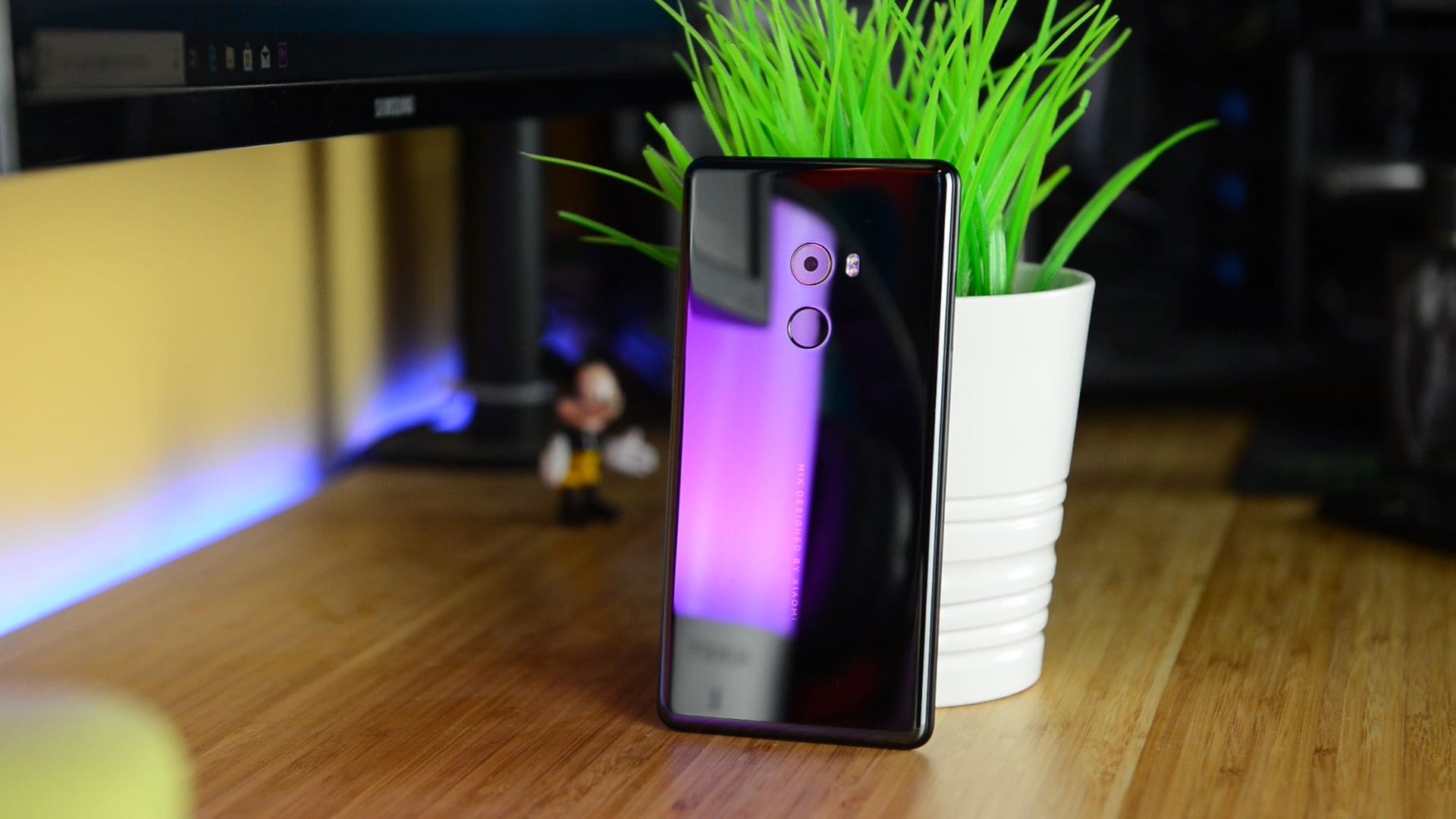 laurabrehmorchestralremixbysjlslyricsvideo (16) Xiaomi Mi Mix 2 e 2S