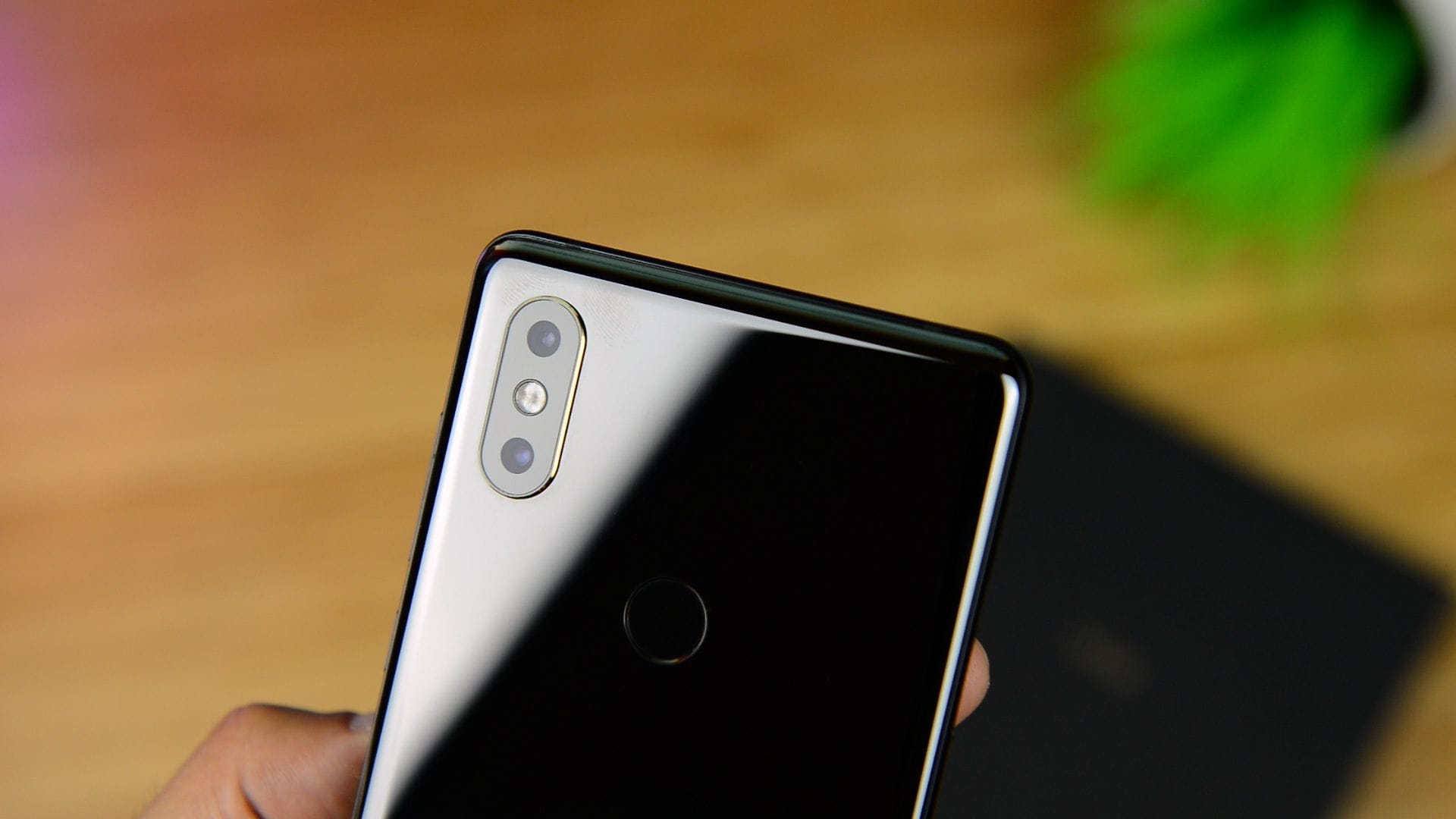 laurabrehmorchestralremixbysjlslyricsvideo (8) Xiaomi Mi Mix 2 e 2S