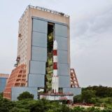 Secondo la FCC sono stati lanciati 4 satelliti troppo piccoli, pericolo collisioni
