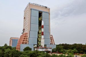 Secondo la FCC sono stati lanciati 4 satelliti troppo piccoli, pericolo collisioni