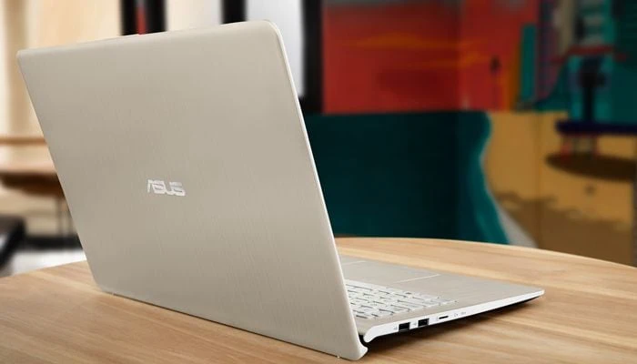 ASUS VivoBook S15 (S530)