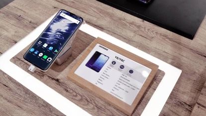 Doogee Y8