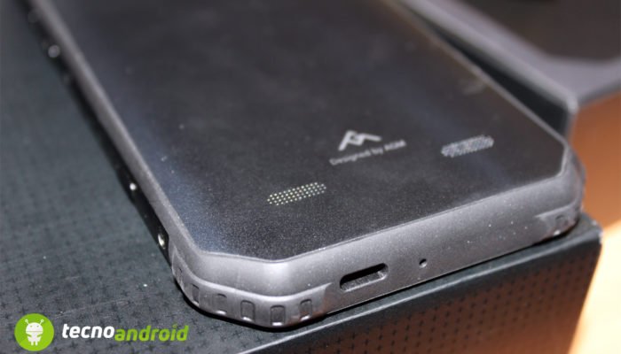 AGM A9, il design