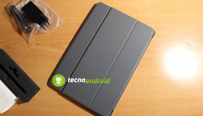CHUWI Hi9 Plus, la custodia tastiera