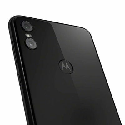 Motorola One 1