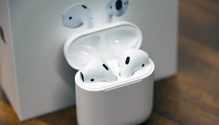 Apple AirPods