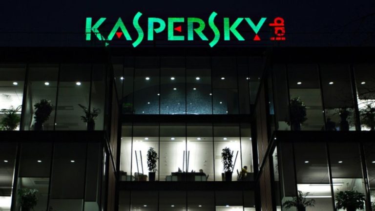 Phishing romantico in aumento, Kaspersky Lab: come perdere la testa ma non i solid