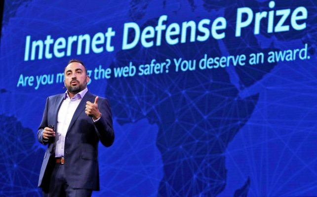 Facebook Alex Stamos
