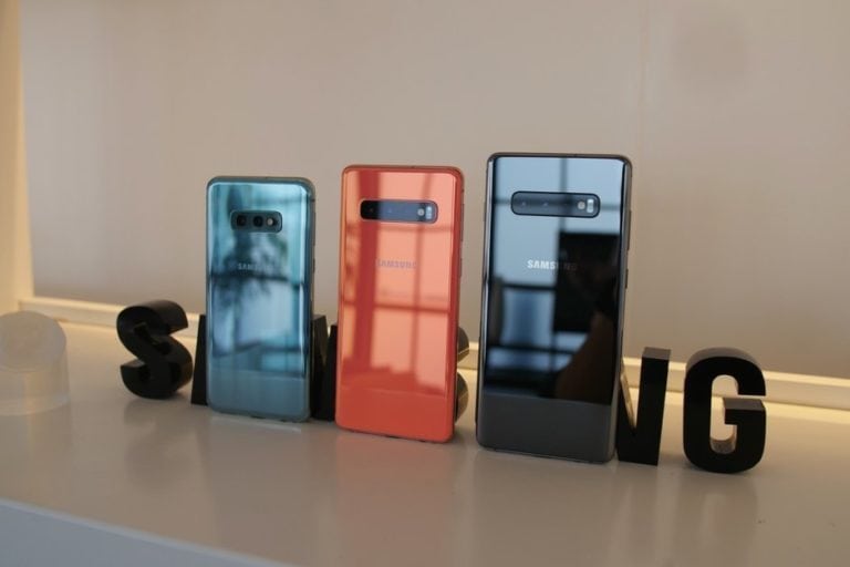 Samsung Galaxy S10e e i fratelli maggiori (PhoneArena)