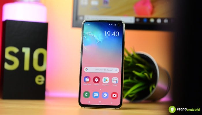 Galaxy S10e