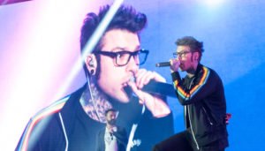 Fedez con i Galaxy A di Samsung