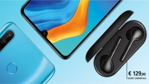 Huawei P30 Lite con Huawei FreeBuds Lite