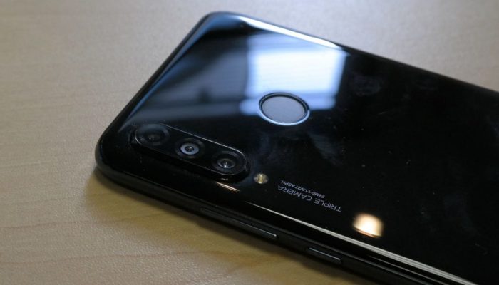 Huawei P30 Lite ufficiale in Italia con tripla fotocamera e lente ultragrandangolare