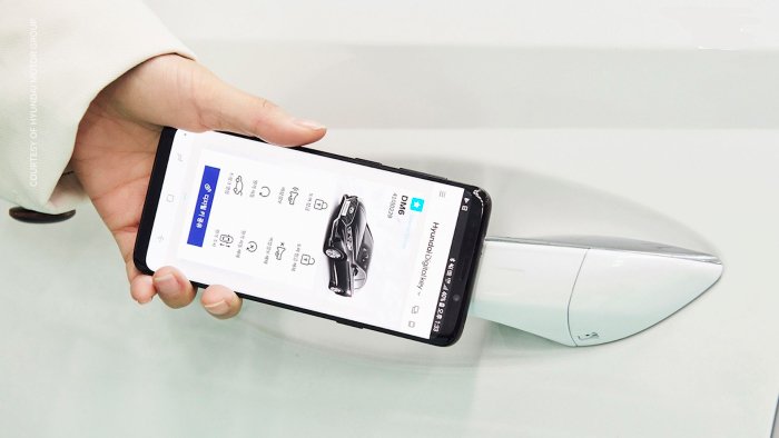 Smartphone e automobili: tra pochi anni dovremmo dire addio alla chiave