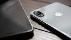 Expected-name-of-the-new-iPhone-vendite-in-calo