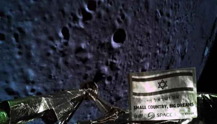 Una navicella NASA ha individuato macchie di astronavi sulla Luna