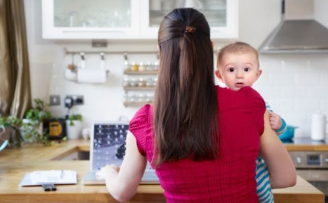 internet banda larga natalità infantile