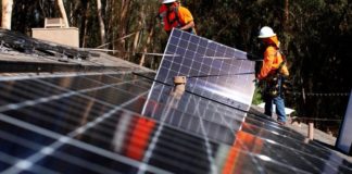 pannelli-solare-centrale-elettrica--fattoria-solare-facebook-texas