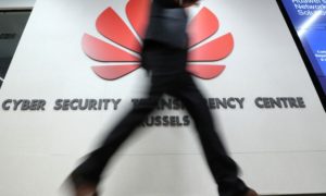 ban huawei 5G costerà 55 miliardi in più all'europa