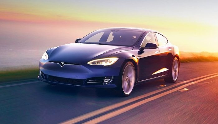 tesla model s tentativo furto