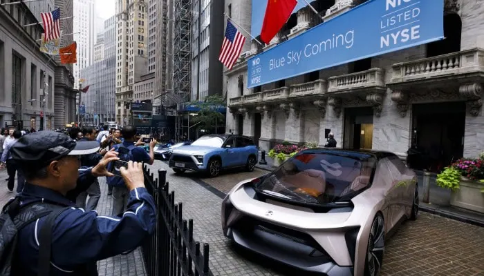 NIO richiama quasi 5000 auto elettriche: rischio incendio per le batterie