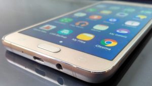 samsung-galaxy-j7-android