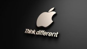 Apple-Think_Different-Apple-Logo-internet-archive-pubblicità-vecchie-anni-70-80-90-700x400