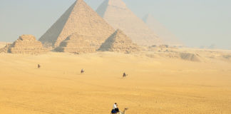 svelato il mistero delle piramidi di giza in egitto