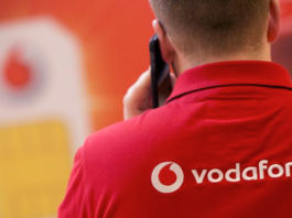 Vodafone non molla: Special Minuti 50GB a 6,99 euro al mese