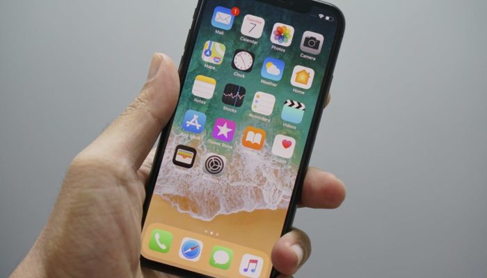 Apple iOS