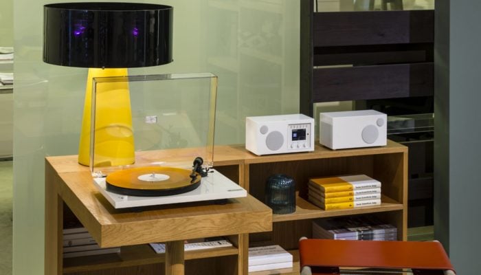 Como Audio Turntable BT: arriva in Italia il giradischi plug&play wireless