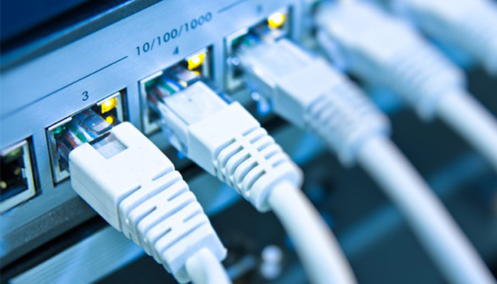 faster-internet-google-submarin-ethernet-cable-connections