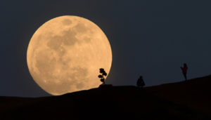 moon-nasa-terra-gps-scienza-tecnologie-progetti-satelliti-internet