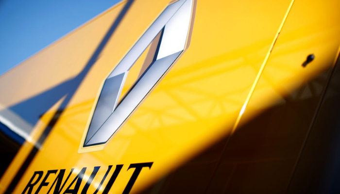 Renault macchine con motori difettosi