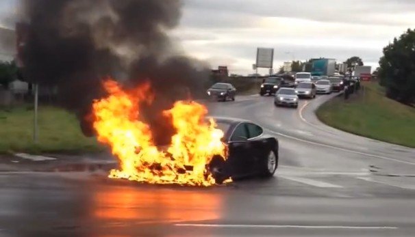 Tesla pericolosa: ecco tutte le novità sul nuovo incidente