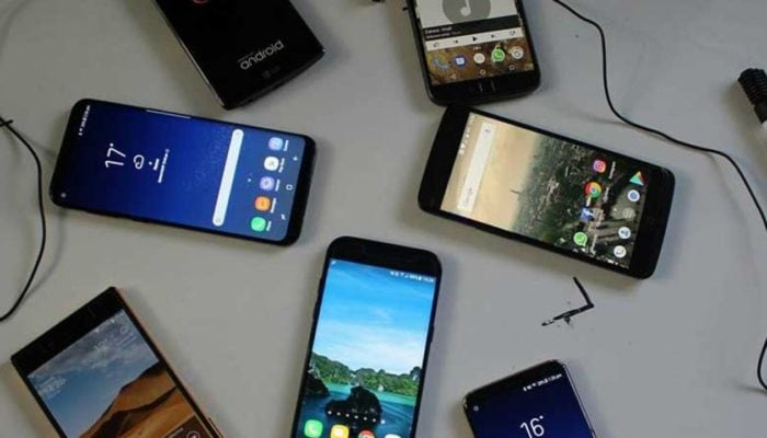 Smartphone: ecco ogni quanto cambia telefono il 47% degli utenti